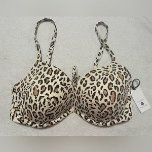 Brand new with tags Shade and Shore animal print swim top size 36B